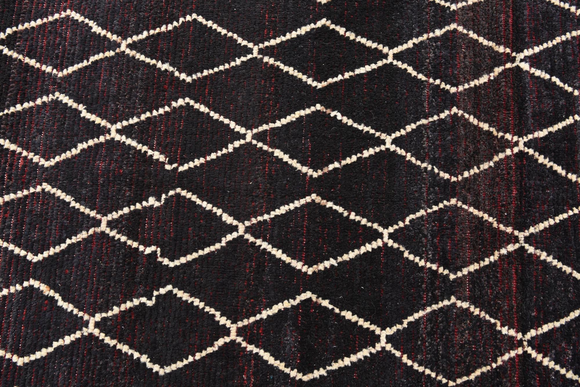 8' 6 x 10' 6 Hand Knotted Moroccan Wool Rug