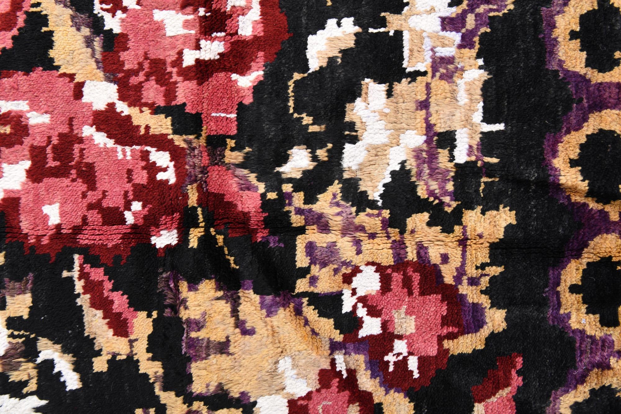 7' 9 x 9' 7 Hand Knotted Moroccan Wool Rug