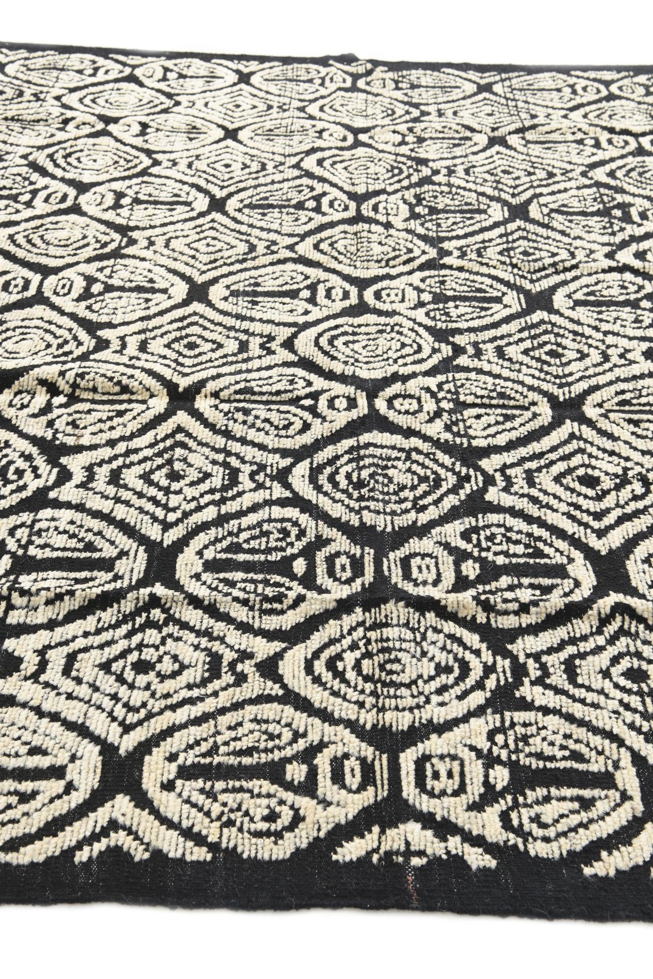 8' 2 x 10' 1 Hand Knotted Moroccan Wool Rug