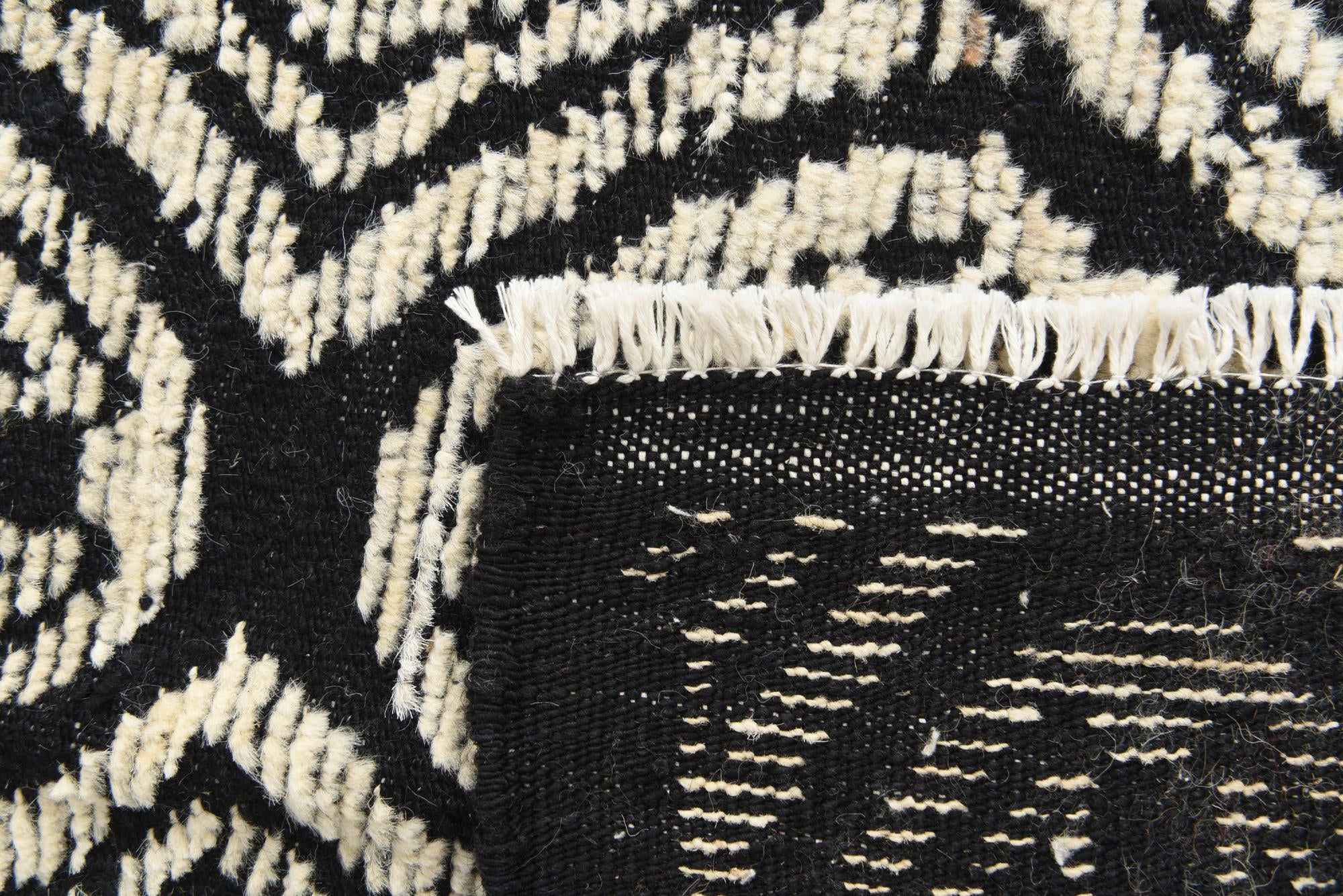 8' 2 x 10' 1 Hand Knotted Moroccan Wool Rug