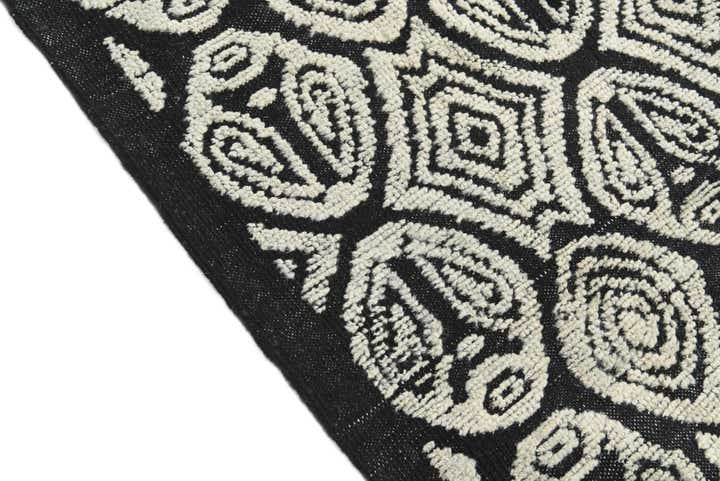 8' 6 x 10' 2 Hand Knotted Moroccan Wool Rug