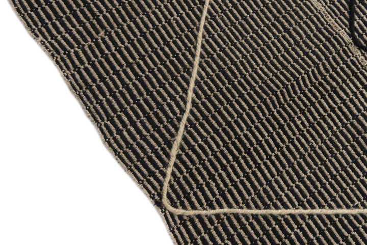 5' 9 x 8' 9 Hand Knotted Moroccan Wool Rug