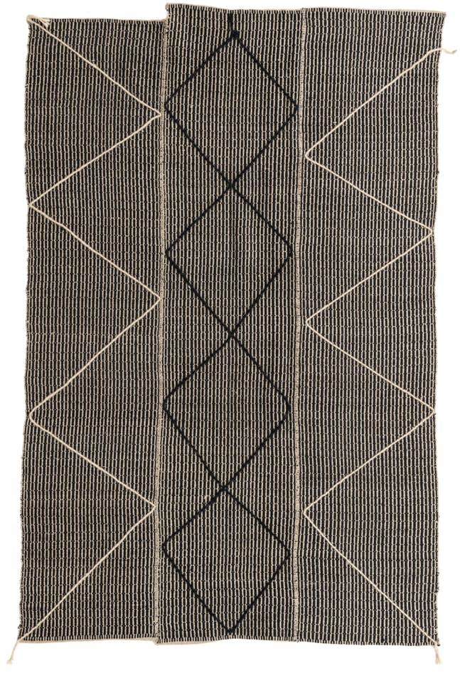 Detail image of 5' 9 x 8' 9 Hand Knotted Moroccan Wool Rug
