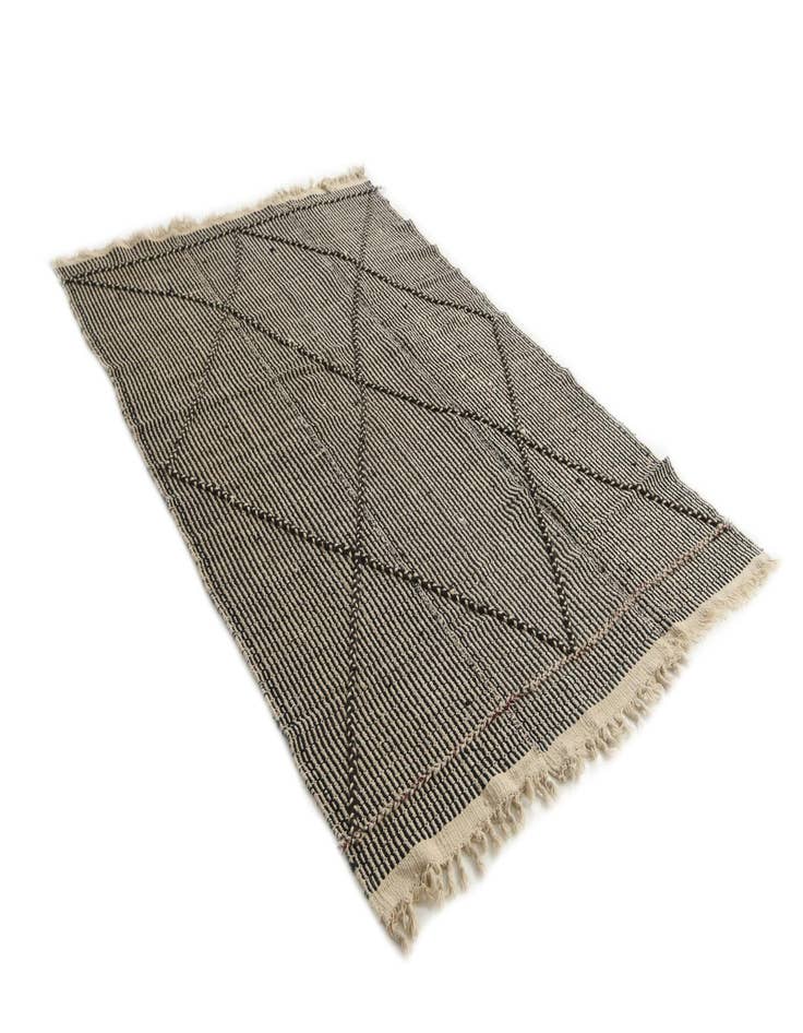 Detail image of 5' 6 x 8' 7 Hand Knotted Moroccan Wool Rug