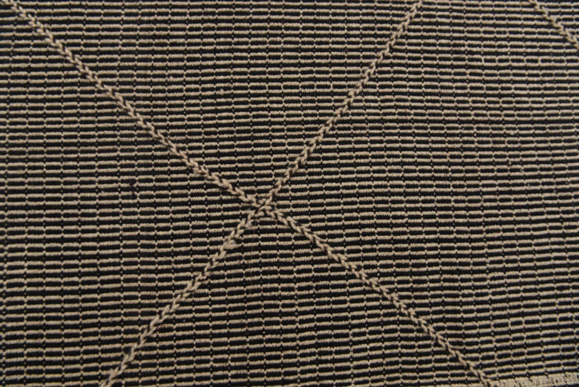 9' 8 x 14' 3 Hand Knotted Moroccan Wool Rug