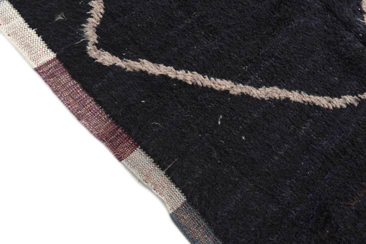 Detail image of 8' x 10' Hand Knotted Moroccan Wool Rug