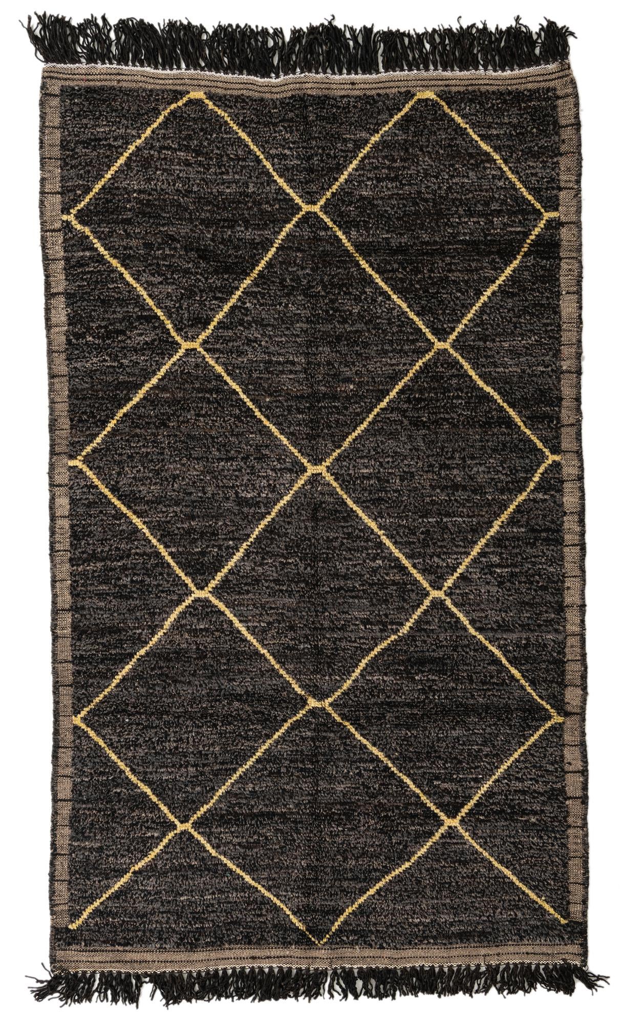 5' x 8' 4 Hand Knotted Moroccan Wool Rug