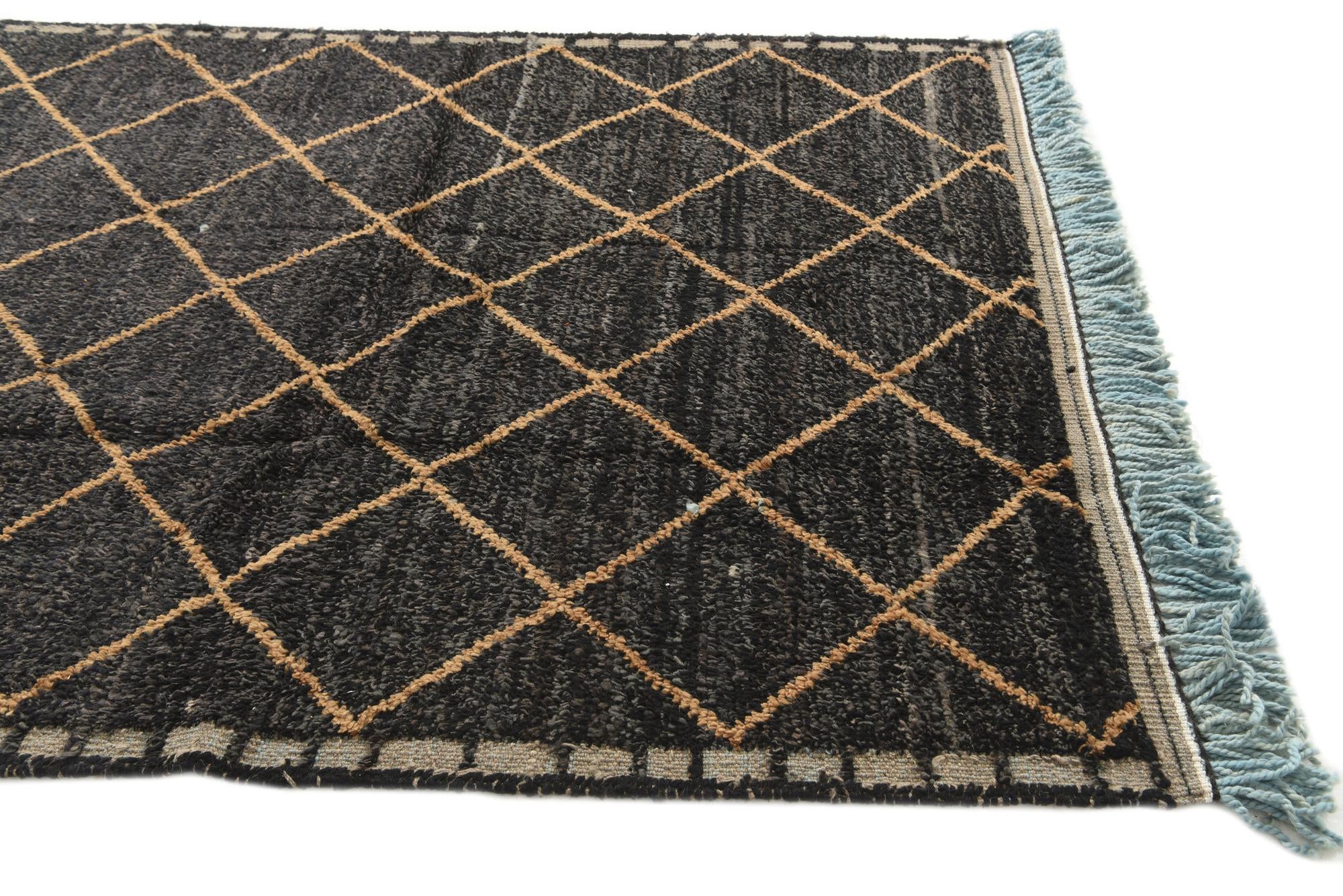 5' 2 x 8' 6 Hand Knotted Moroccan Wool Rug