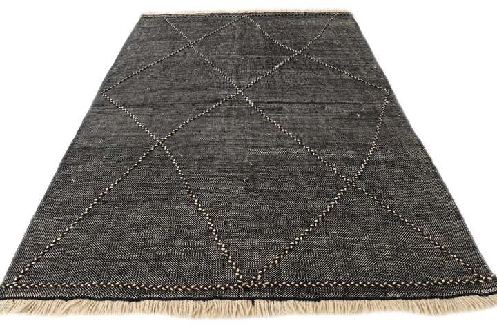 7' x 9' 8 Hand Knotted Moroccan Wool Rug