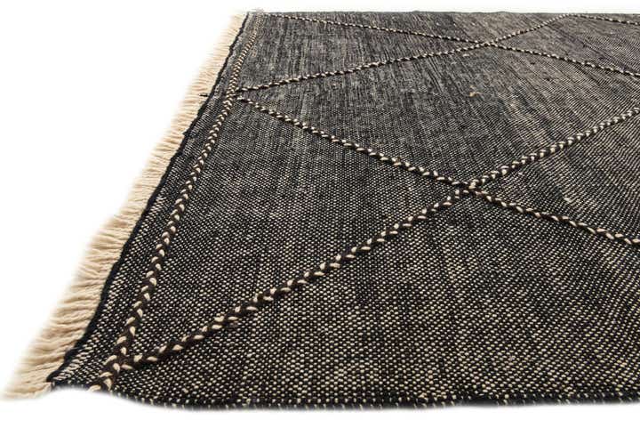 7' x 9' 8 Hand Knotted Moroccan Wool Rug