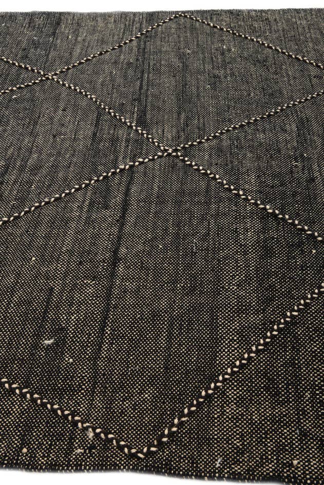 Detail image of 7' x 9' 8 Hand Knotted Moroccan Wool Rug