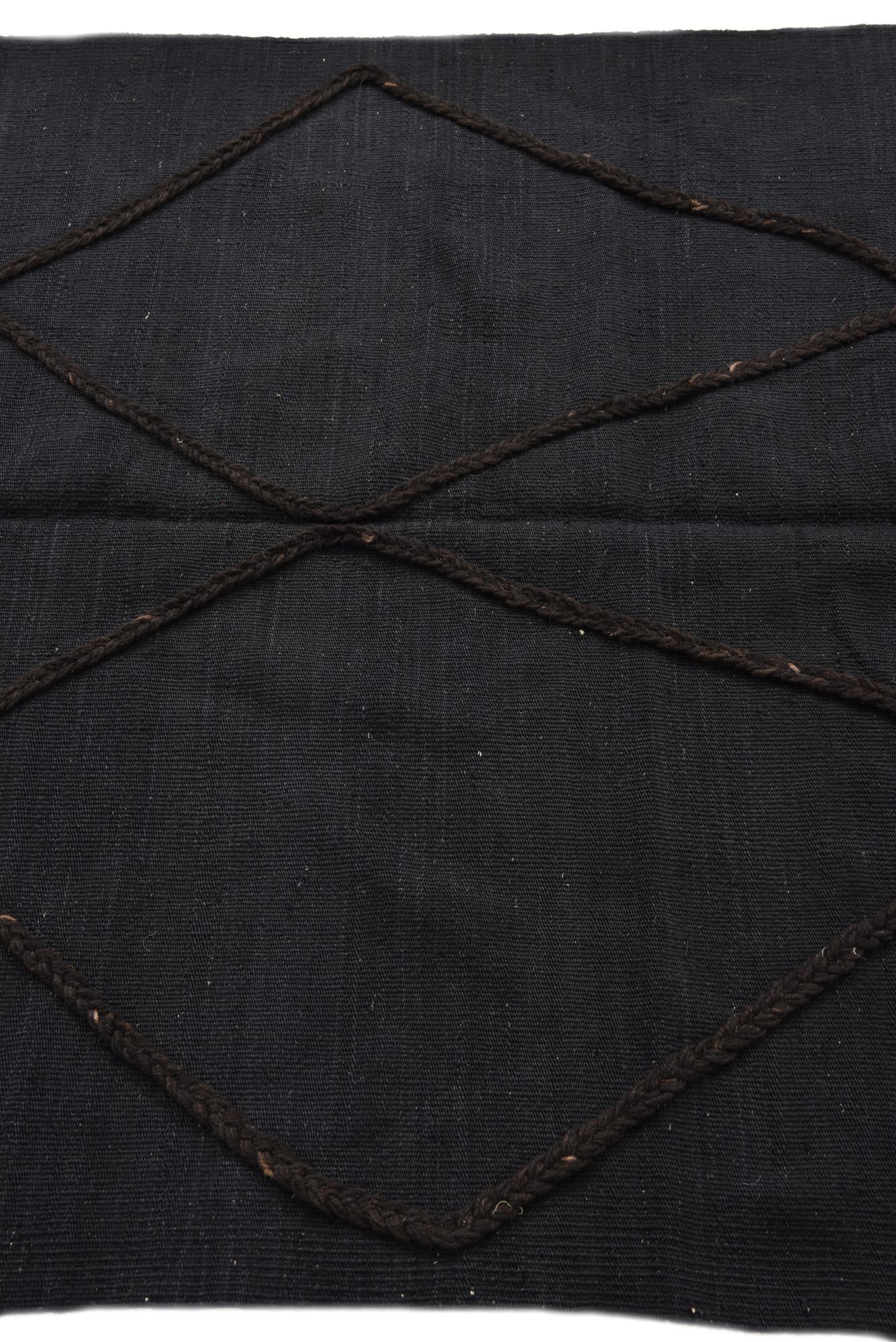 4' 2 x 6' Hand Knotted Moroccan Wool Rug