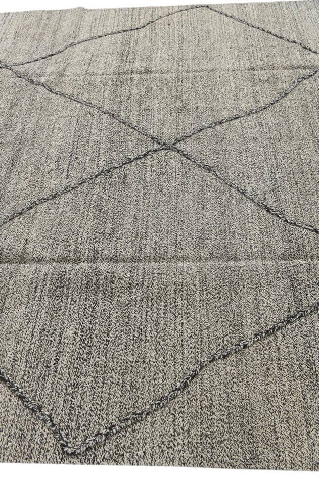 Detail image of 8' 2 x 9' 8 Hand Knotted Moroccan Wool Rug