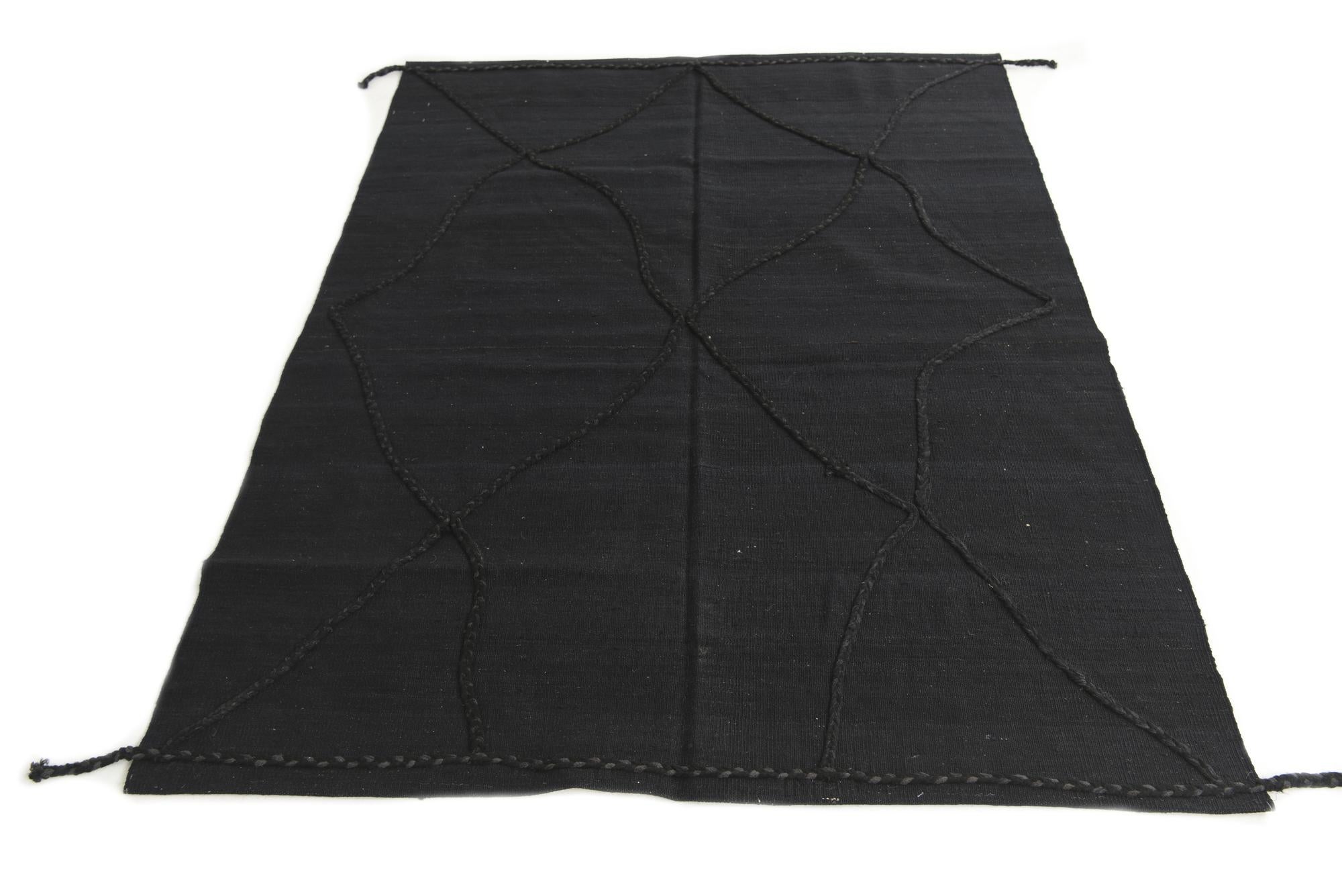 4' 10 x 6' 6 Hand Knotted Moroccan Wool Rug