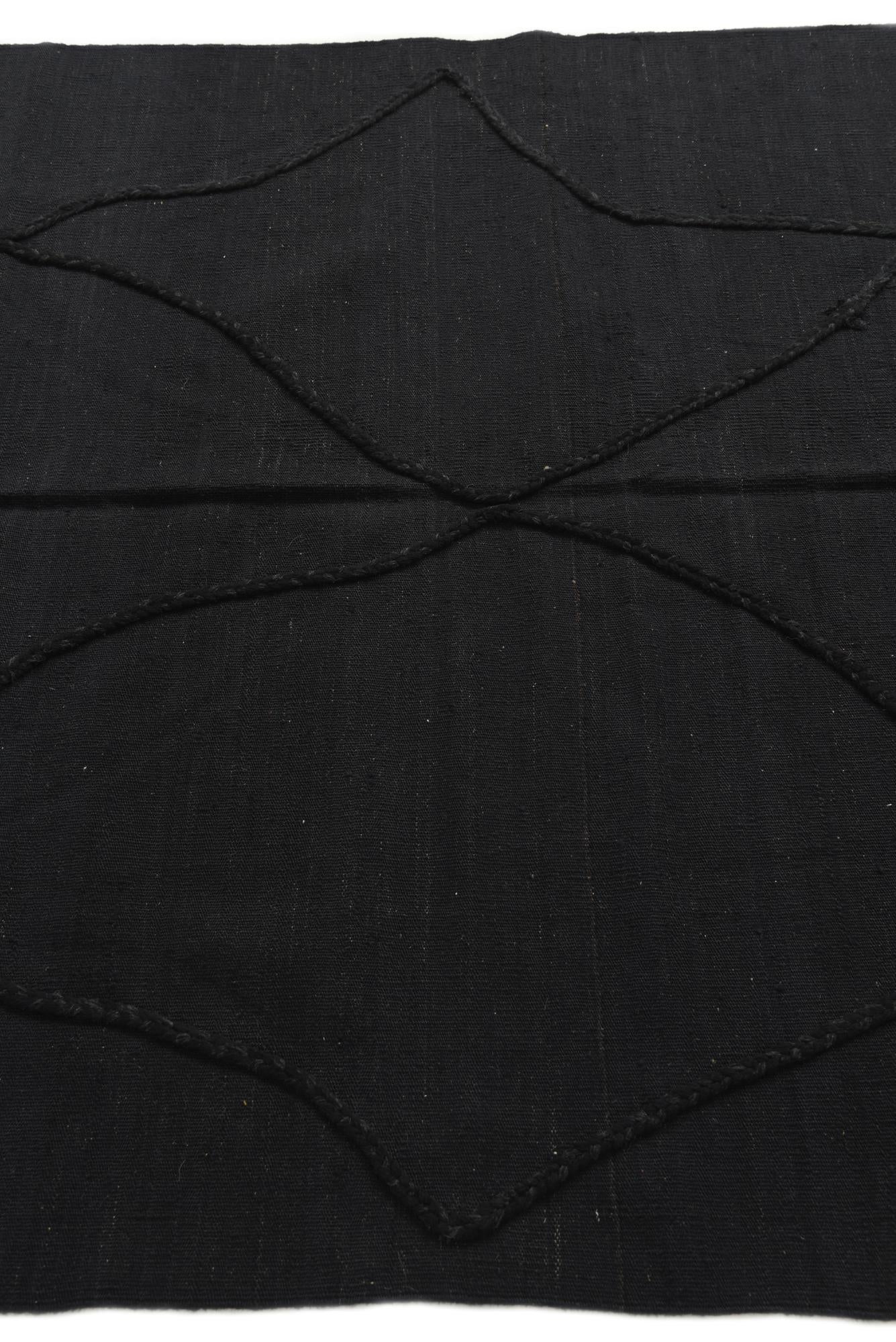 4' 10 x 6' 6 Hand Knotted Moroccan Wool Rug