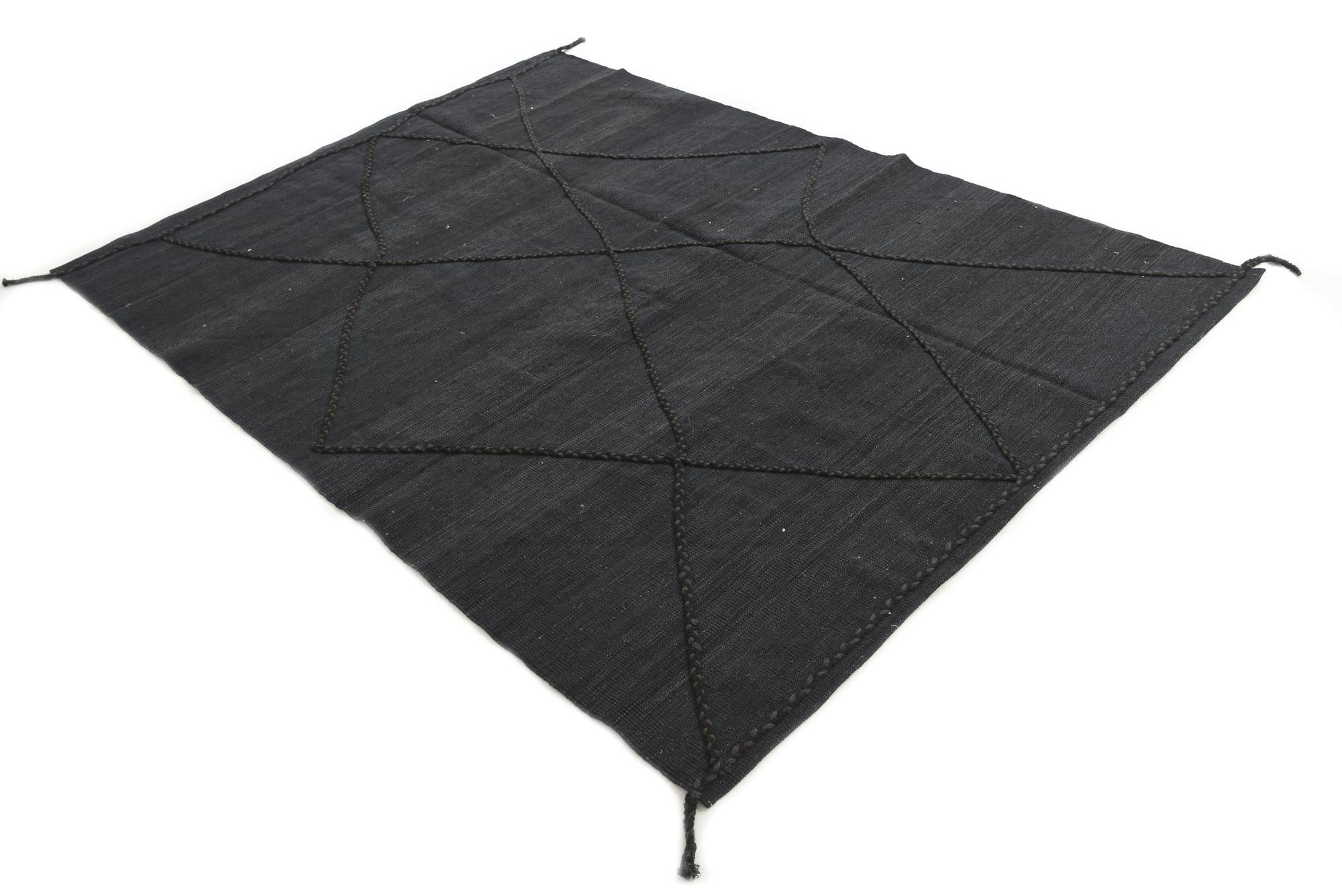 5' 8 x 7' 10 Hand Knotted Moroccan Wool Rug
