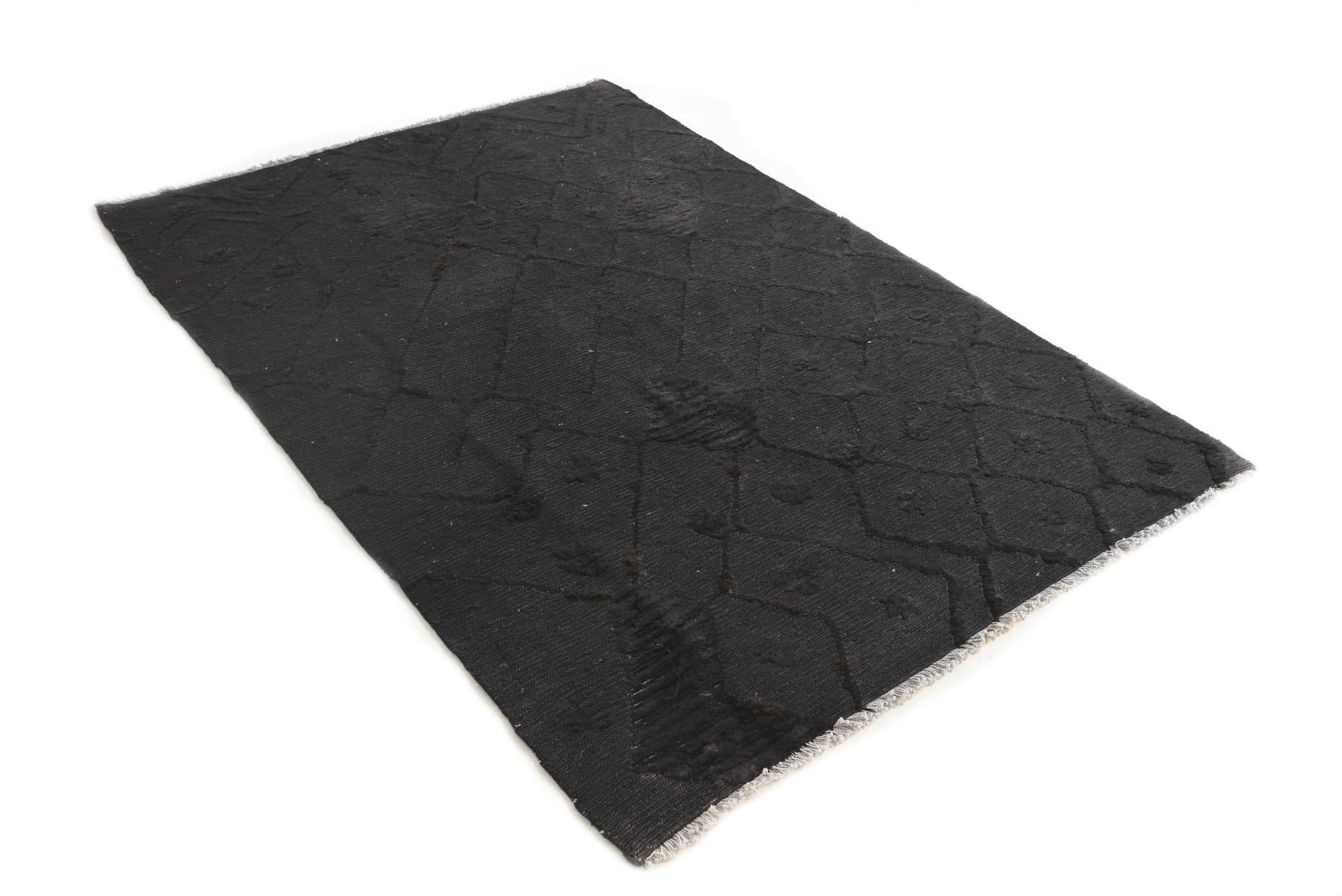 4' 8 x 6' 9 Hand Knotted Moroccan Wool Rug