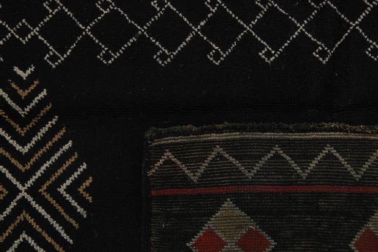 Detail image of 6' 5 x 9' 3 Hand Knotted Moroccan Wool Rug