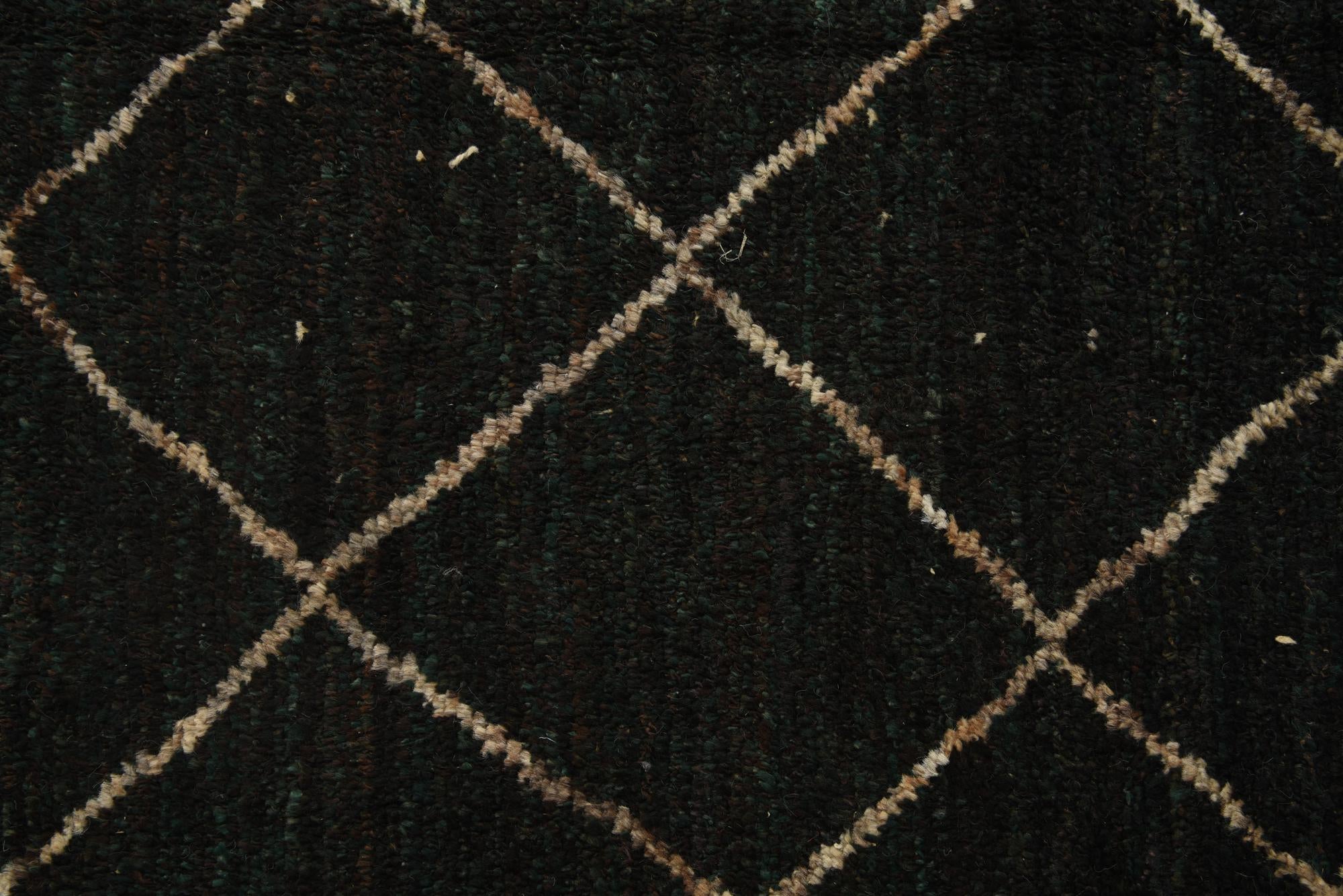 6' 1 x 9' 6 Hand Knotted Moroccan Wool Rug