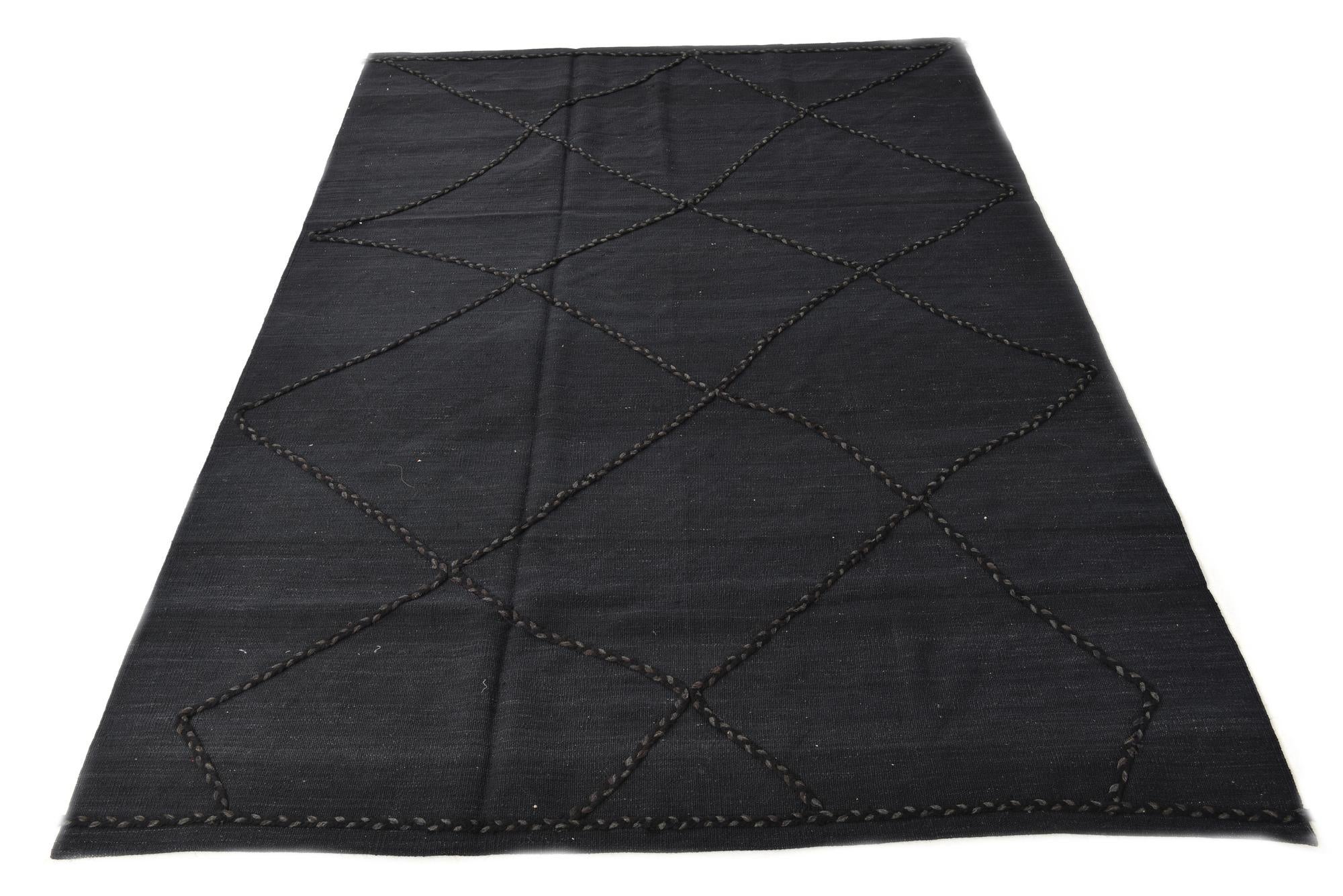 5' 9 x 7' 11 Hand Knotted Moroccan Wool Rug