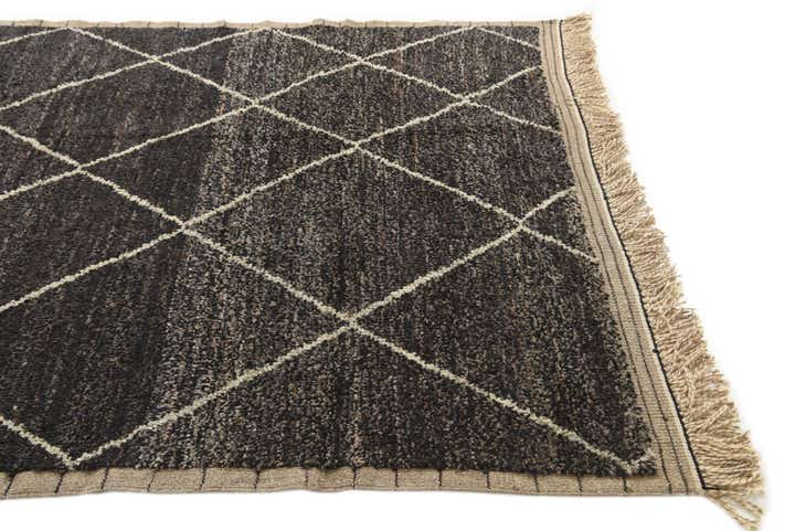 6' x 9' 2 Hand Knotted Moroccan Wool Rug
