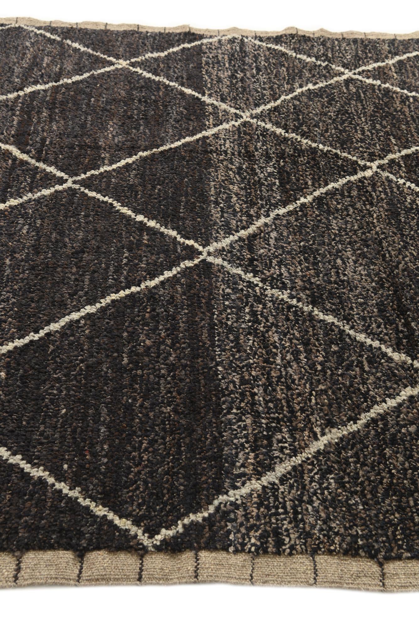 6' x 9' 2 Hand Knotted Moroccan Wool Rug