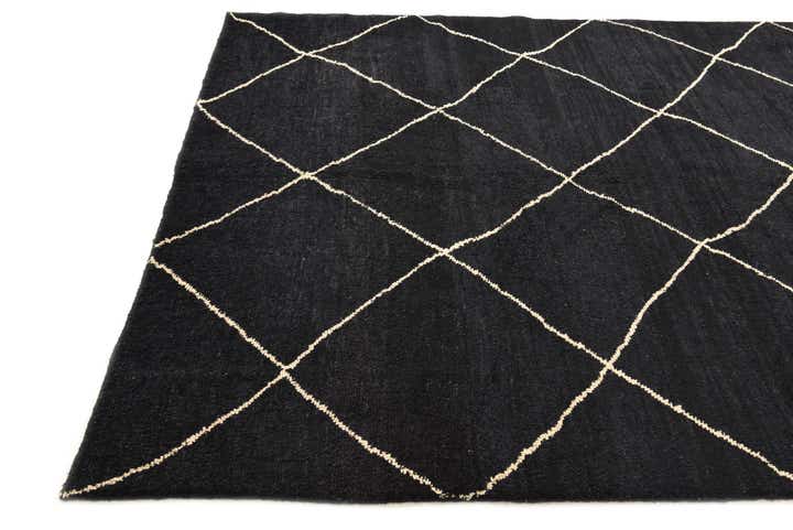 6' 5 x 10' Hand Knotted Moroccan Wool Rug