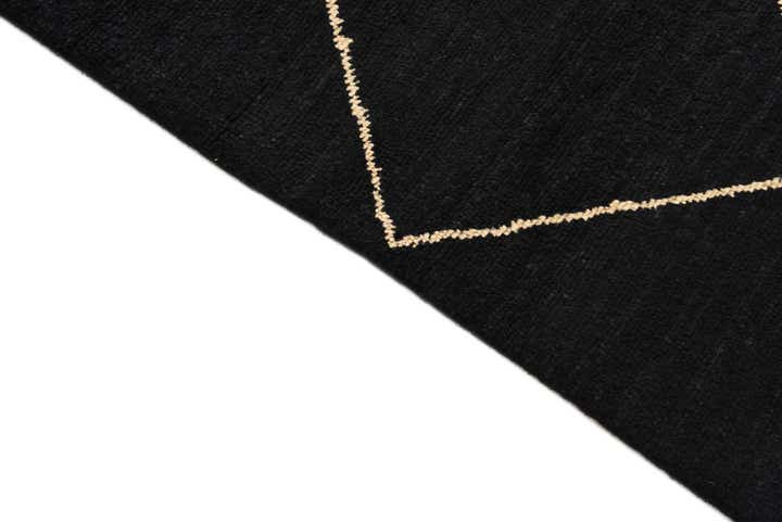 6' 5 x 10' Hand Knotted Moroccan Wool Rug