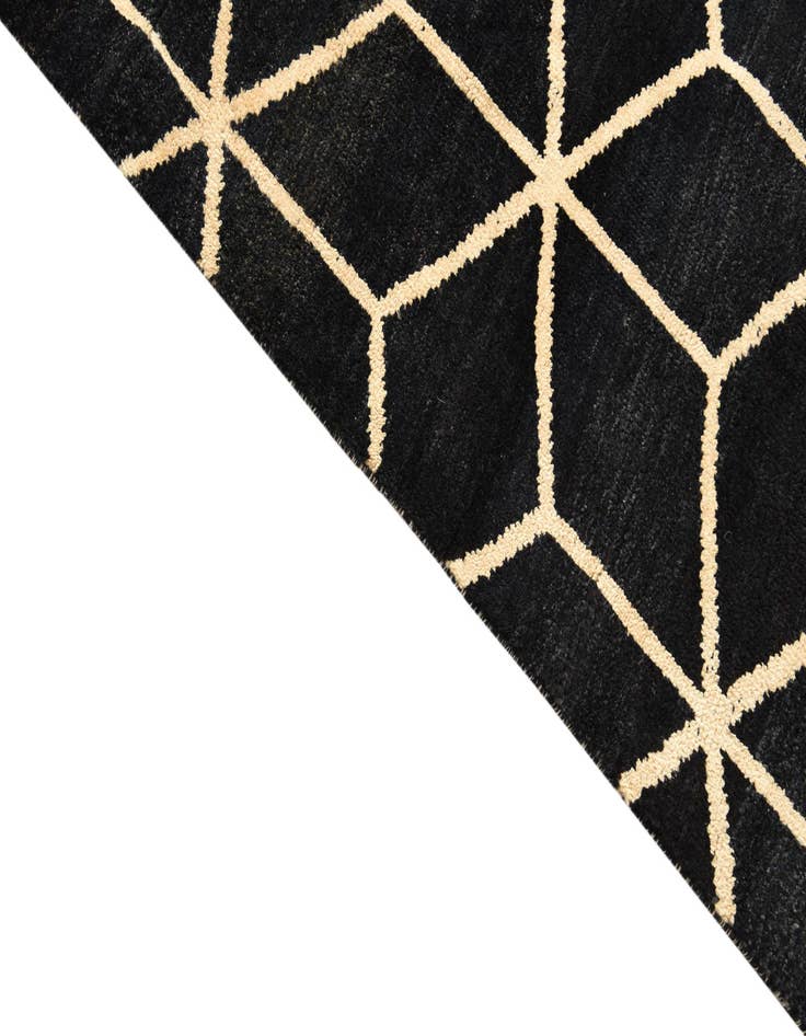Detail image of 6' 5 x 9' 9 Hand Knotted Moroccan Wool Rug