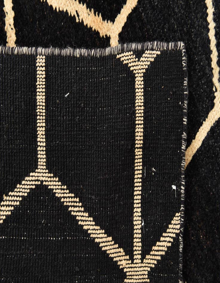 Detail image of 6' 5 x 9' 9  Hand Knotted Moroccan Wool Rug