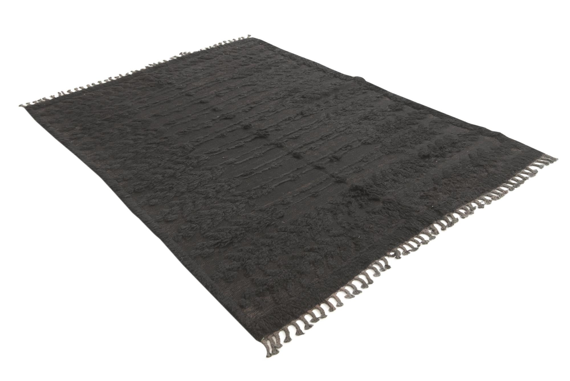 5' 3 x 7' 7 Hand Knotted Moroccan Wool Rug