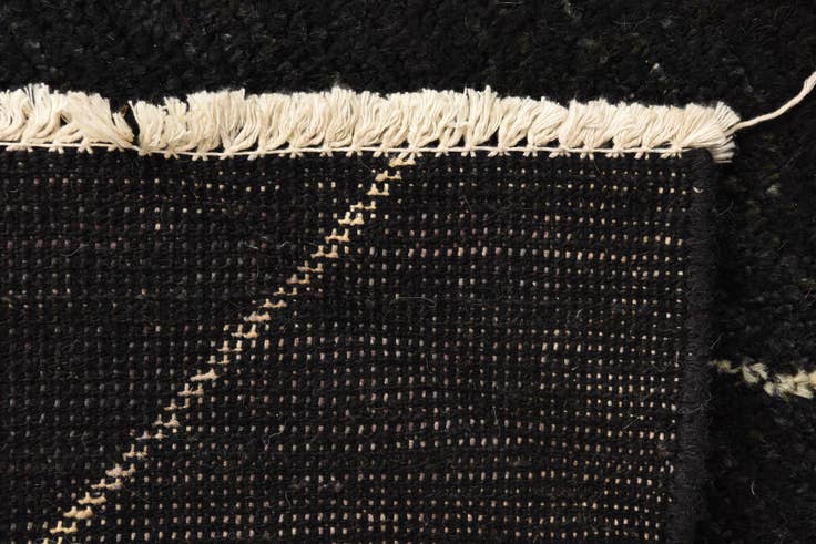 Detail image of 9' x 11' 10 Hand Knotted Moroccan Wool Rug