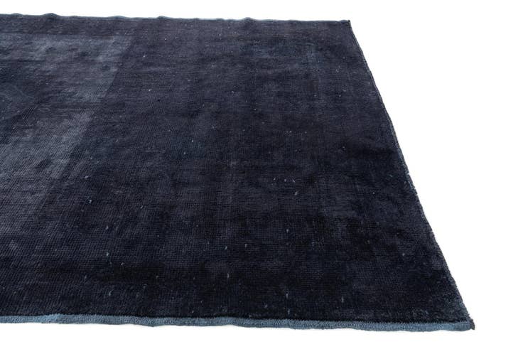 Detail image of 7' 10 x 9' 10 Hand Knotted Moroccan Wool Rug