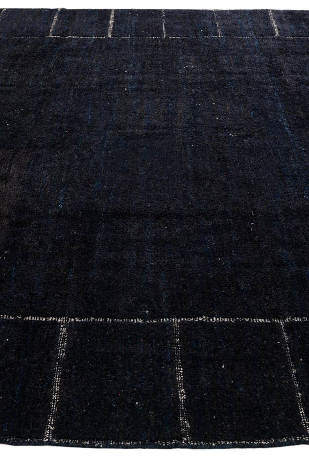 Detail image of 9' 6 x 11' 9 Hand Knotted Moroccan Wool Rug