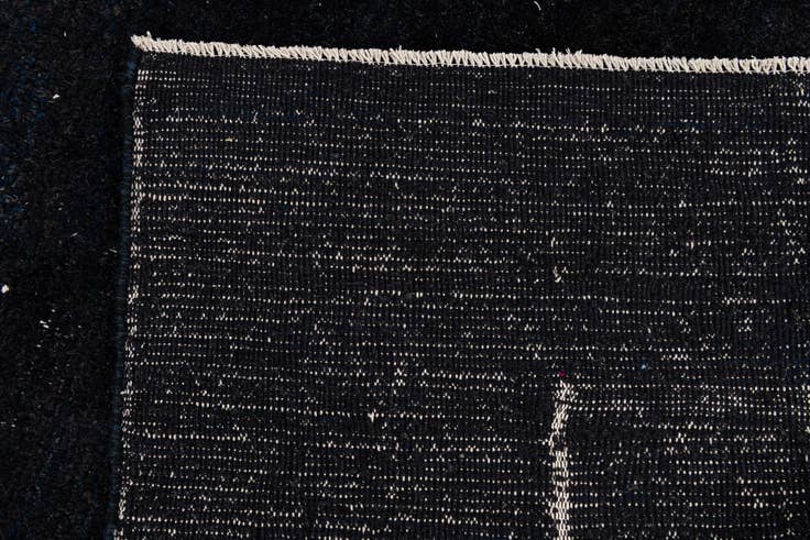 Detail image of 9' 6 x 11' 9 Hand Knotted Moroccan Wool Rug