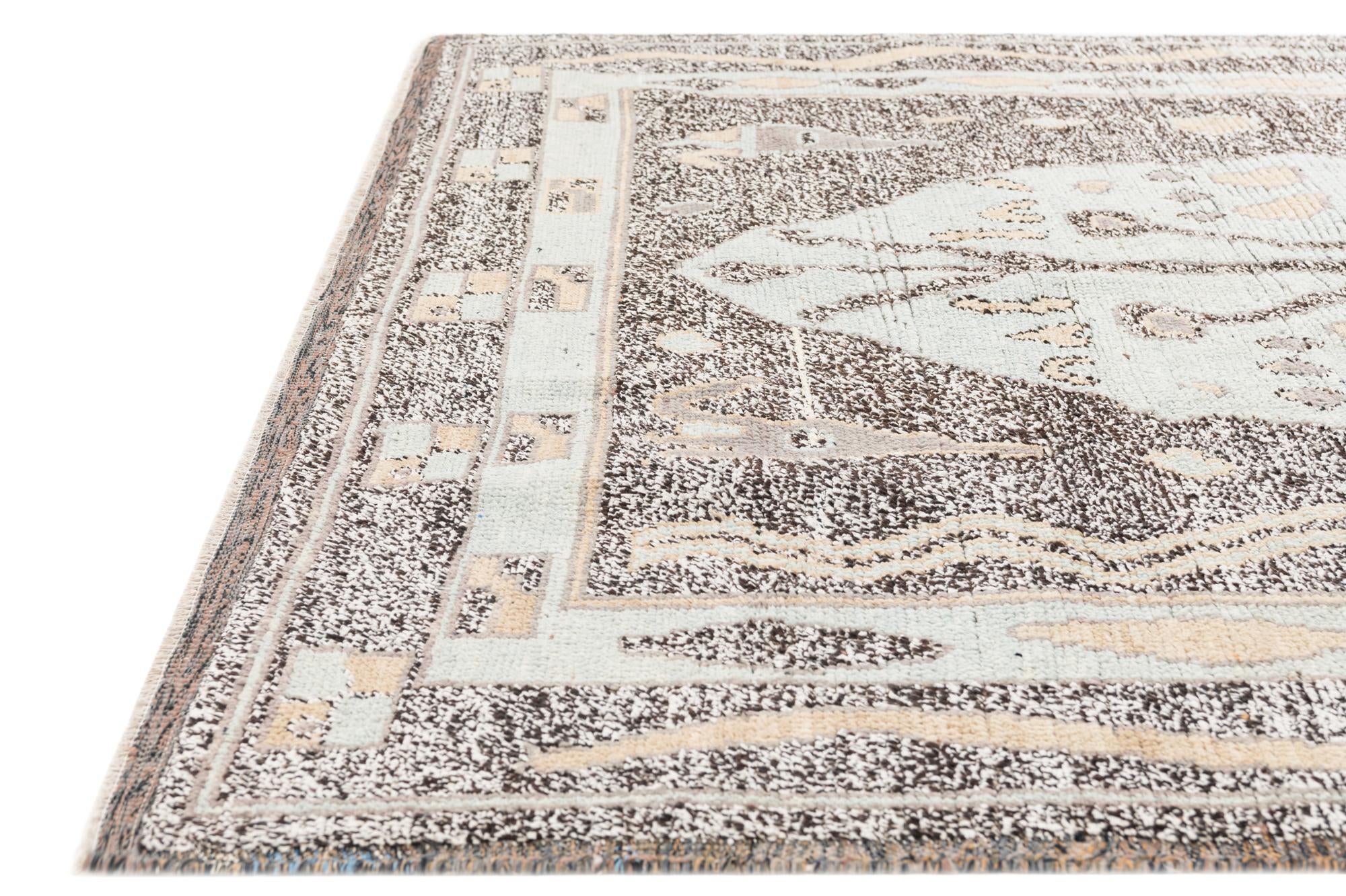 8' 1 x 10' 4 Hand Knotted Moroccan Wool Rug