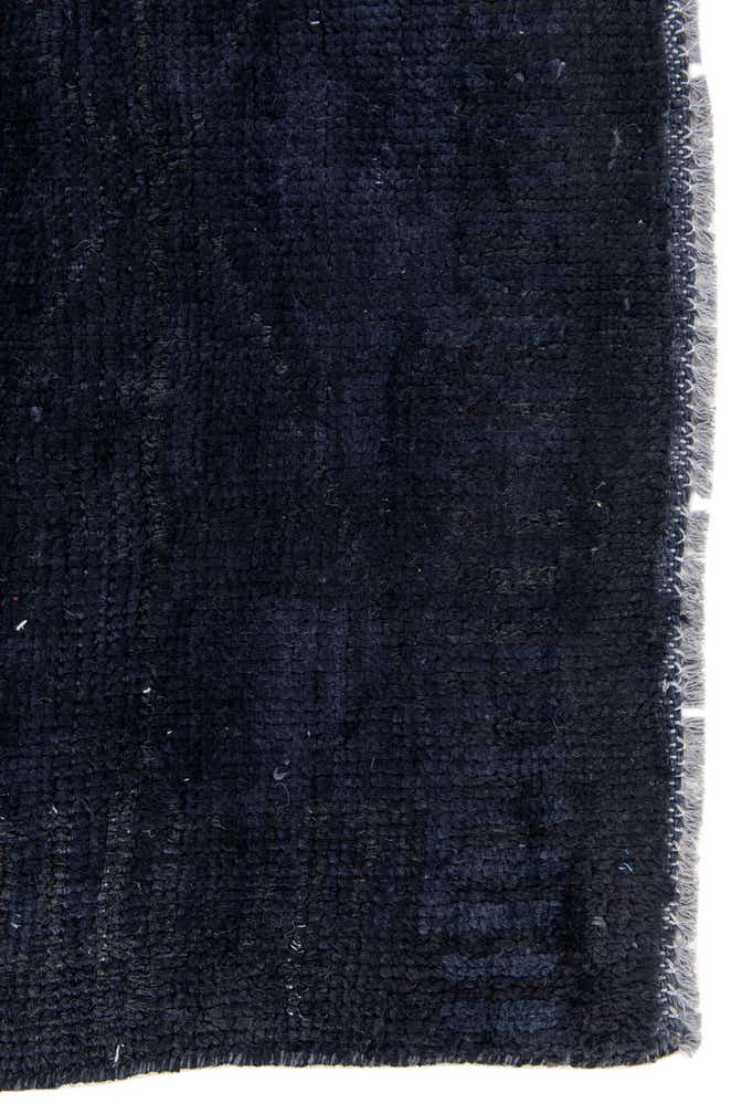 4' 9 x 7' Hand Knotted Moroccan Wool Rug