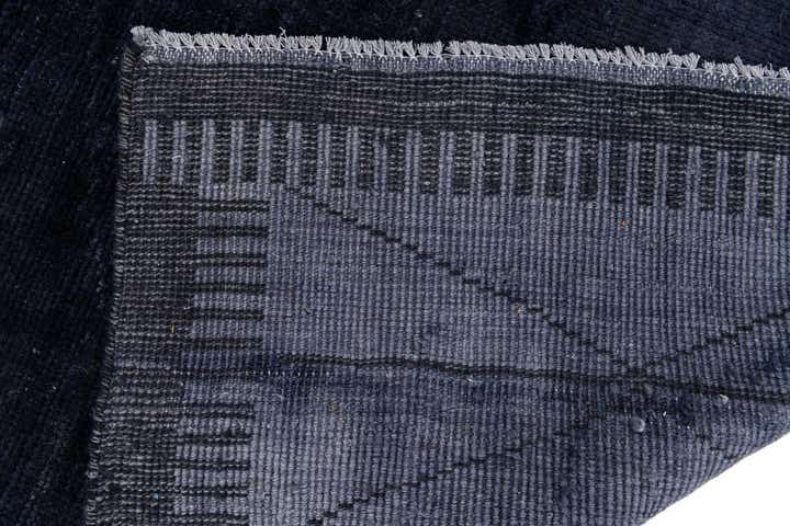 4' 9 x 7' Hand Knotted Moroccan Wool Rug