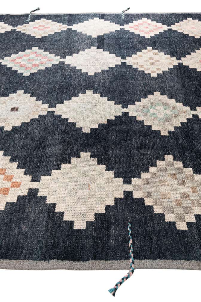 9' 1 x 11' 10 Hand Knotted Moroccan Wool Rug