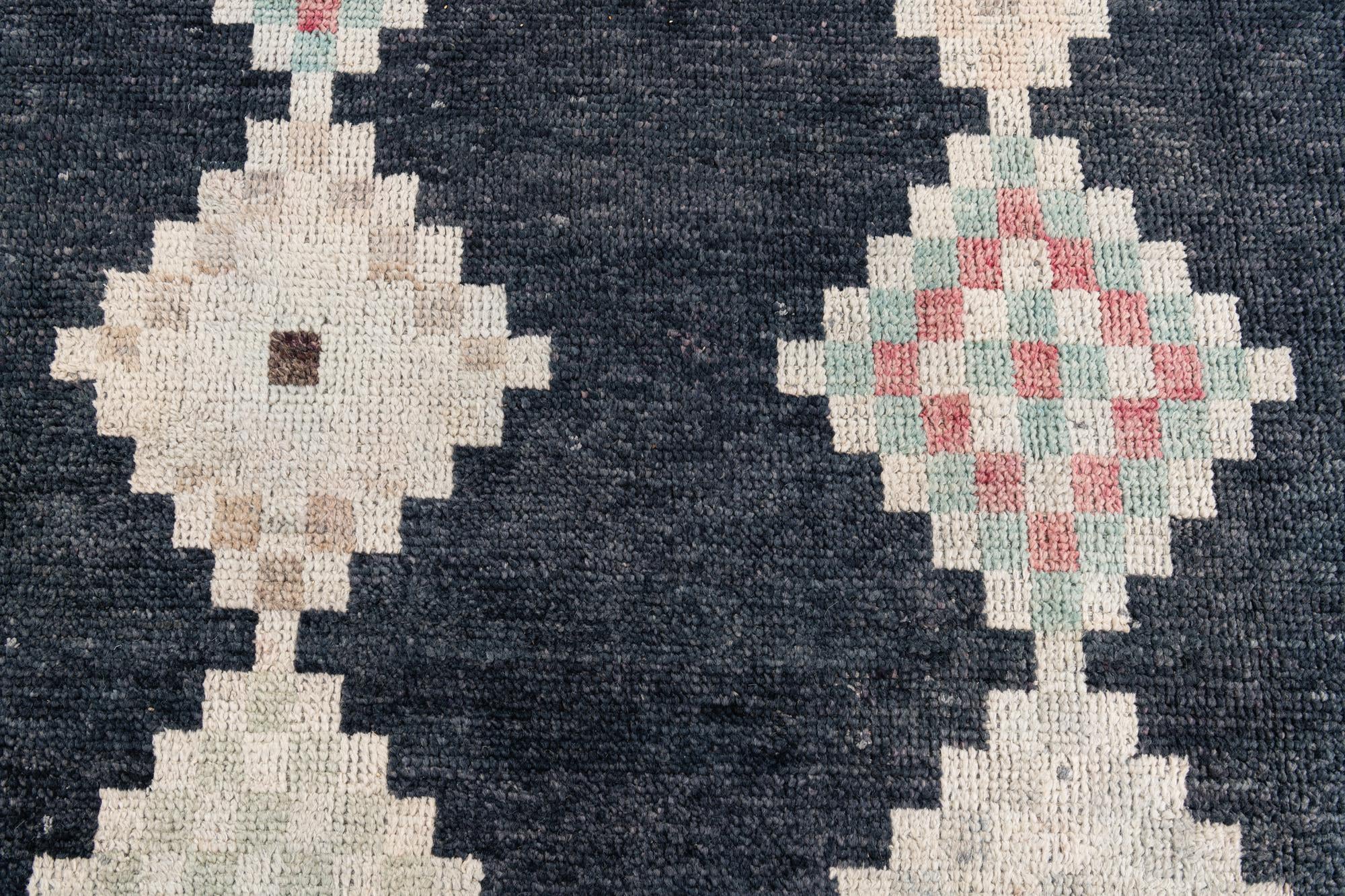 9' 1 x 11' 10 Hand Knotted Moroccan Wool Rug