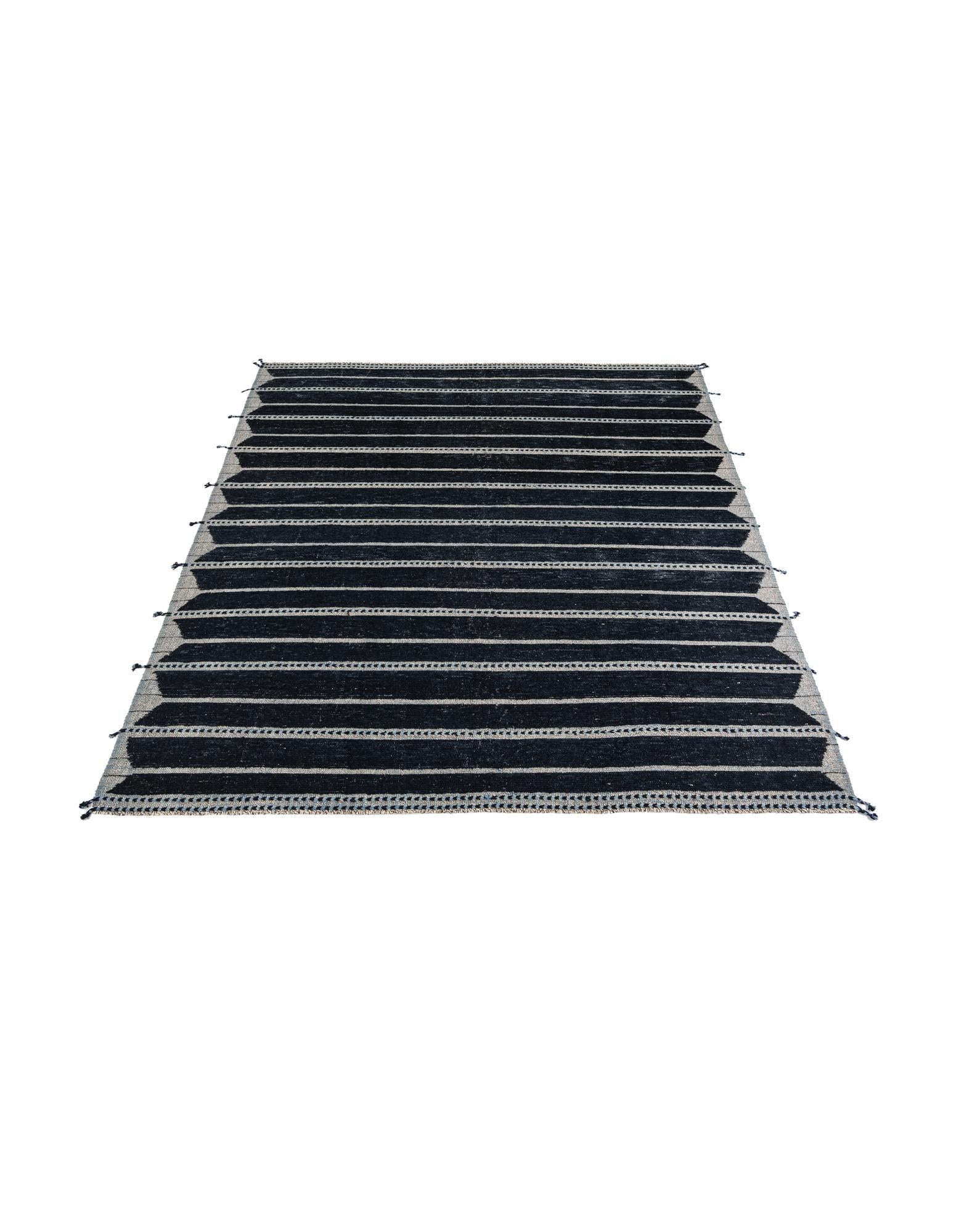 8' 6 x 10' Hand Knotted Moroccan Wool Rug