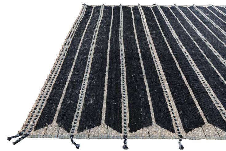 Detail image of 8' 6 x 10' Hand Knotted Moroccan Wool Rug