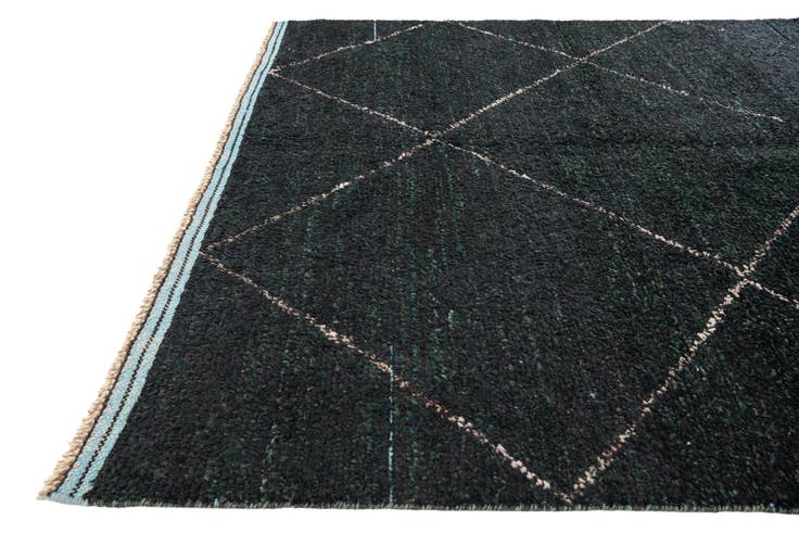 Detail image of 6' x 9' 5 Hand Knotted Moroccan Wool Rug