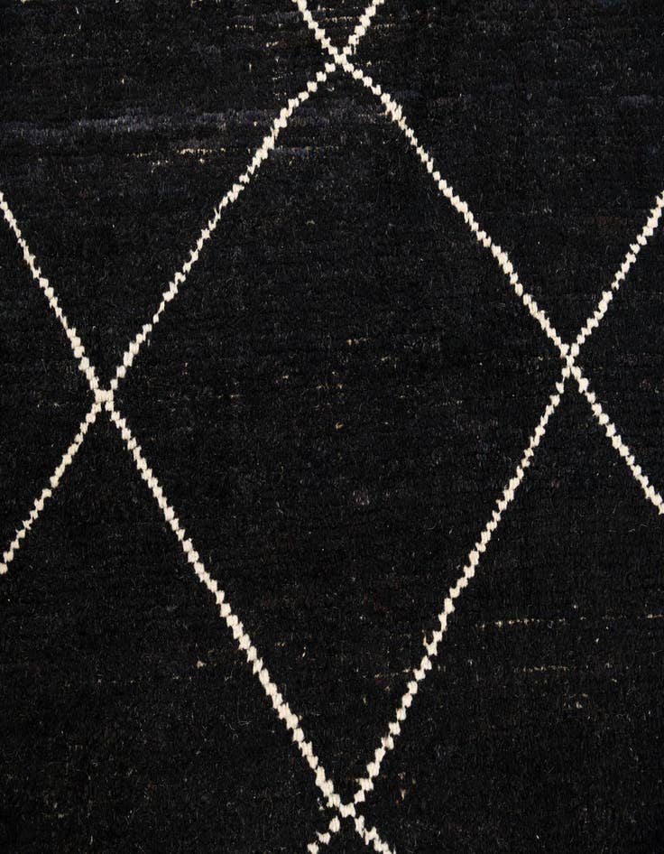 Detail image of 8' 5 x 9' 10  Hand Knotted Moroccan Wool Rug