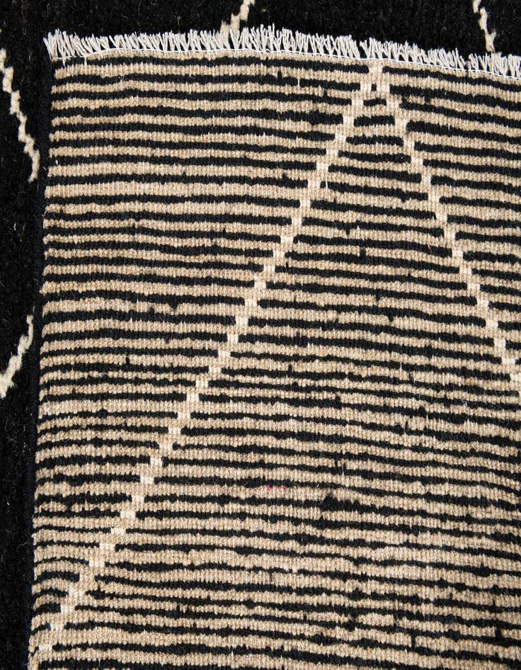 Detail image of 8' 5 x 9' 10  Hand Knotted Moroccan Wool Rug