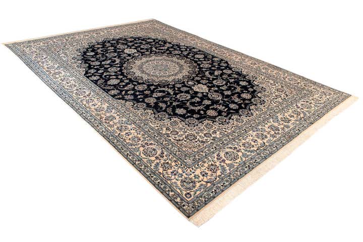 8' 6 x 12' 2 Nain Rug