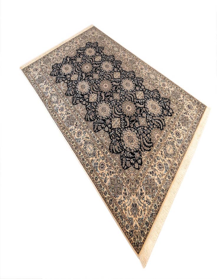 Detail image of 6' 11 x 10' 2 Nain Rug