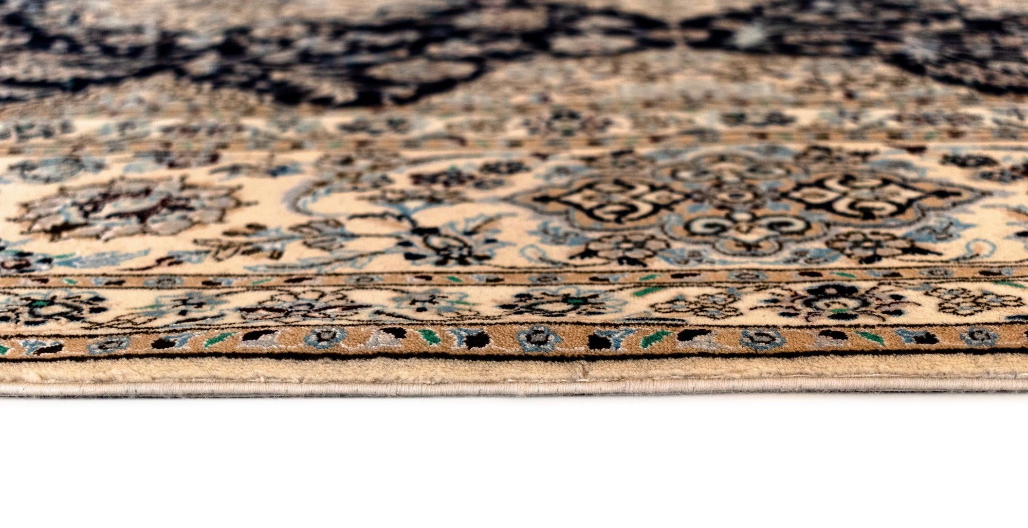 6' 11 x 10' 2 Nain Rug