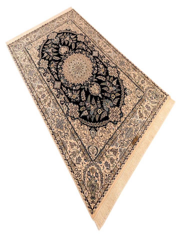 Detail image of 5' x 7' 10 Nain Rug