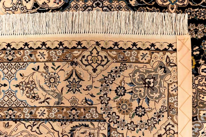 5' x 7' 10 Nain Rug